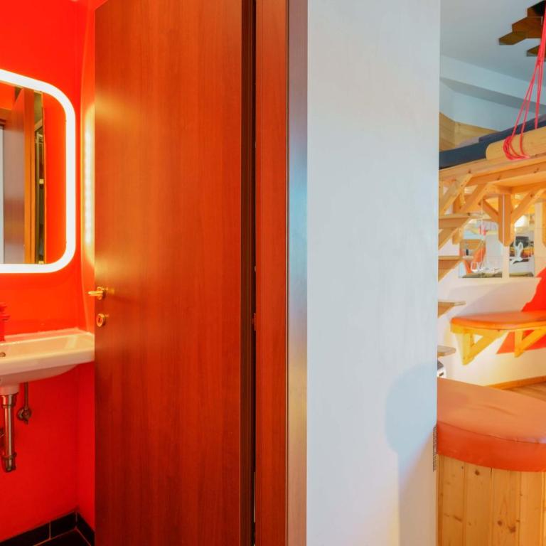 4Roomz - Camera Deluxe Matrimoniale con Vasca Idromassaggio - 7