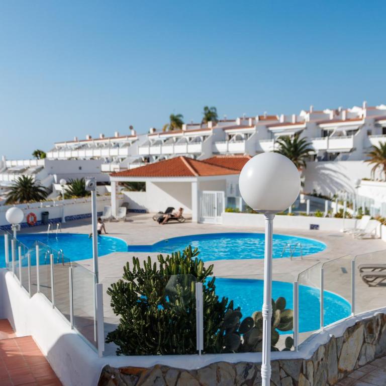 Serenity Ocean View 1BR Apartment with Terrace, Pool & Walk to Beaches - Apartamento de 1 dormitorio - 29