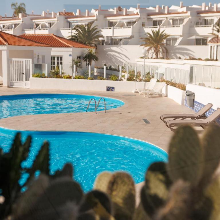 Serenity Ocean View 1BR Apartment with Terrace, Pool & Walk to Beaches - Apartamento de 1 dormitorio - 1