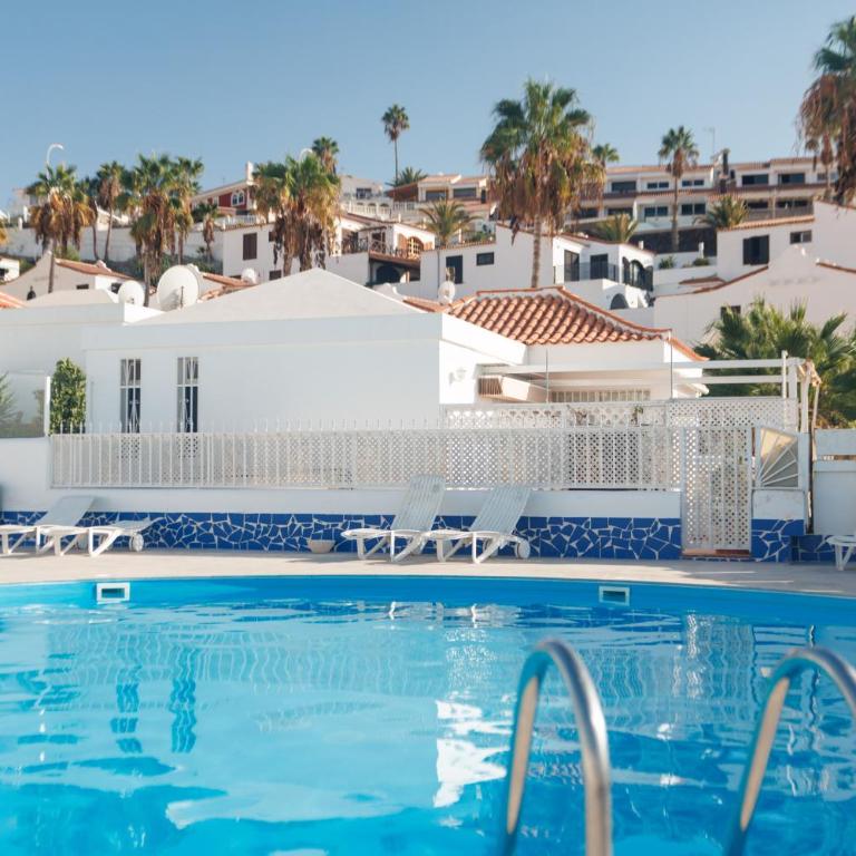 Serenity Ocean View 1BR Apartment with Terrace, Pool & Walk to Beaches - Apartamento de 1 dormitorio - 10