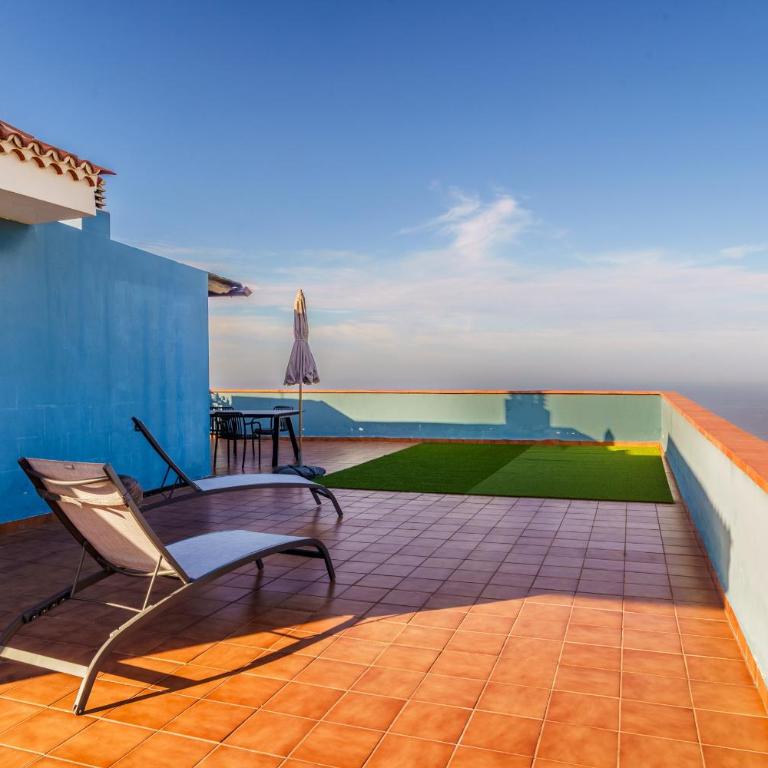 Penthouse Amparo del Teide - Terrace & BBQ - Deluxe One-Bedroom Apartment with Ocean View - 25