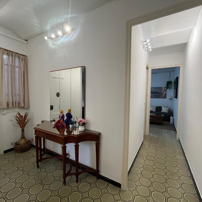 Apartamento Fira Barcelona, 20' Barcelona centro, 4 hab - 8 pers - Apartment - 22