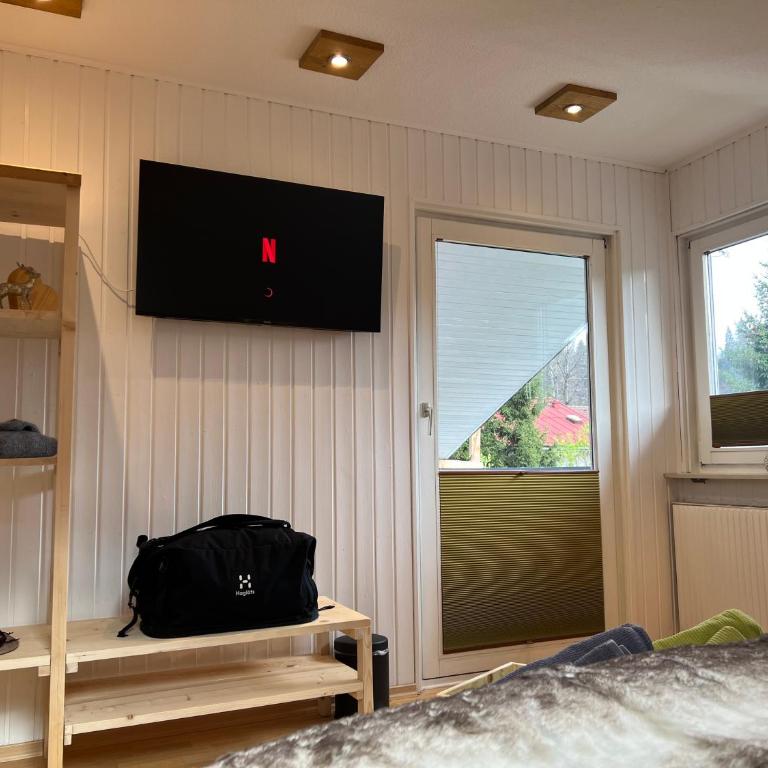 Leos Bergwelt - Doppelzimmer mit Gemeinschaftsbad - 4
