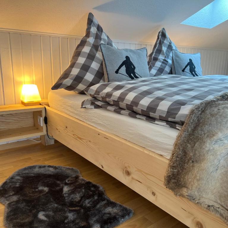 Leos Bergwelt - Doppelzimmer mit Gemeinschaftsbad - 3