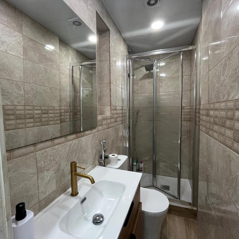 Apartamento Fira Barcelona, 20' Barcelona centro, 4 hab - 8 pers - Apartment - 38