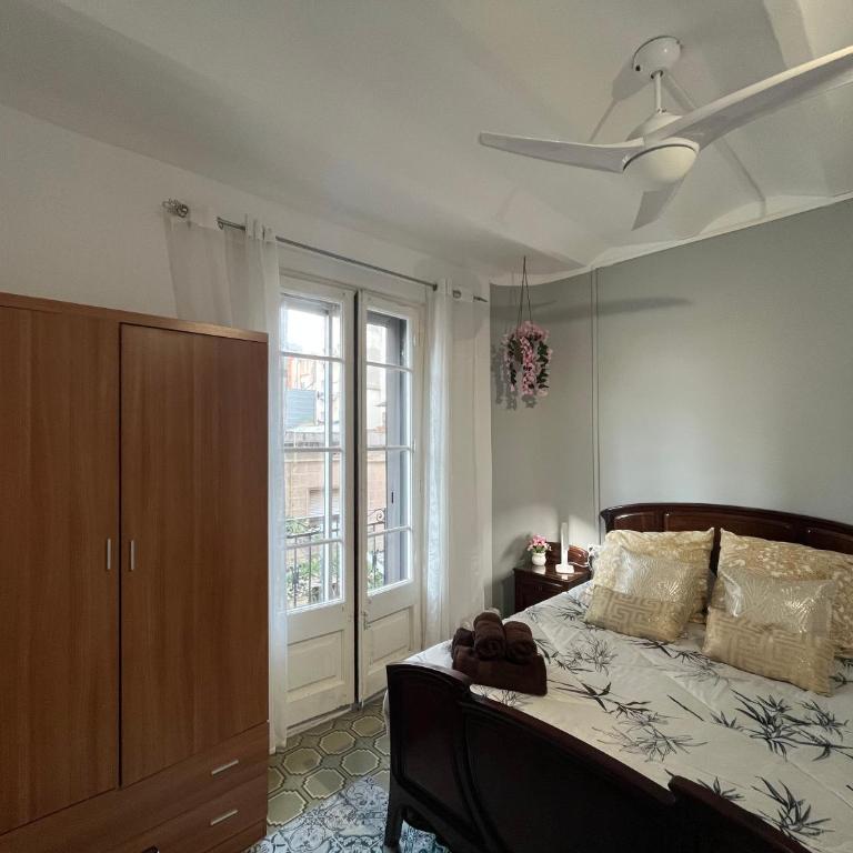 Apartamento Fira Barcelona, 20' Barcelona centro, 4 hab - 8 pers - Apartment - 26