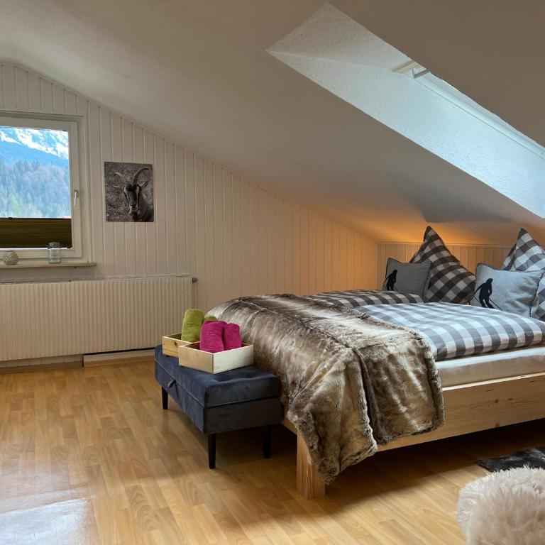 Leos Bergwelt - Doppelzimmer mit Gemeinschaftsbad - 18