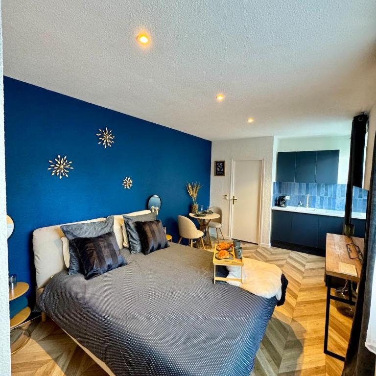 Évasion Bleu Champagne & son Parking Privé - Deluxe Studio mit Queensize-Bett - 1