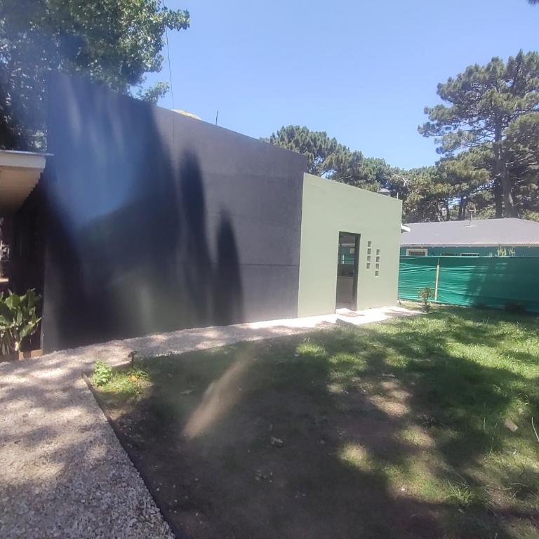 Verde amanecer - Four-Bedroom House - 1