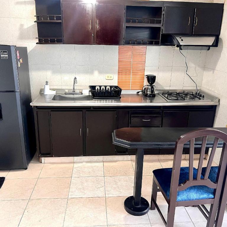 Apartamento cerca del Centro y Clínicas - Apartamento - 30