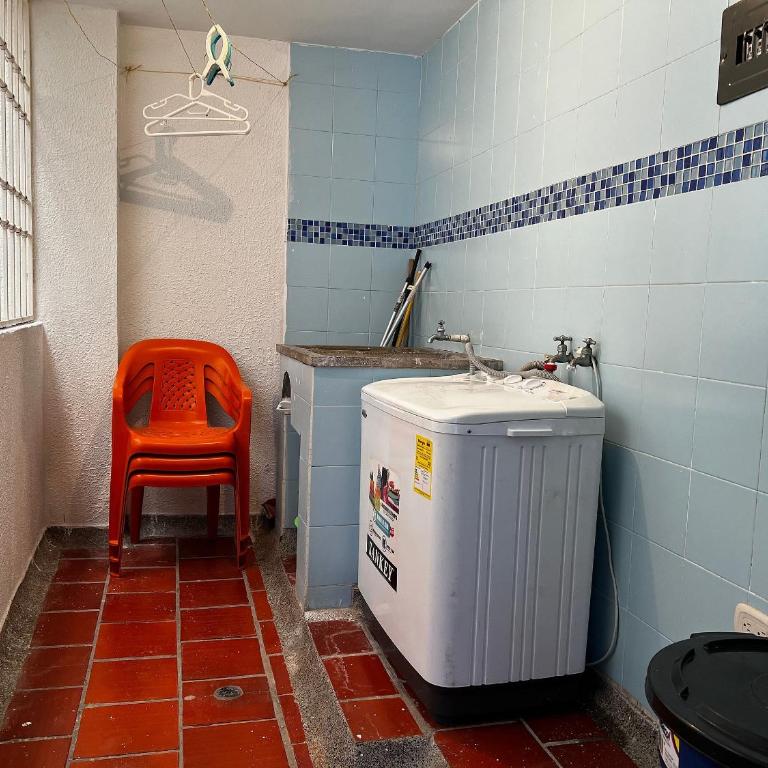 Apartamento cerca del Centro y Clínicas - Apartamento - 66