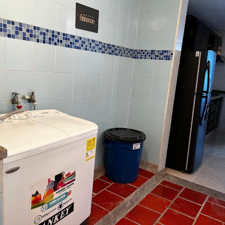 Apartamento cerca del Centro y Clínicas - Apartamento - 67