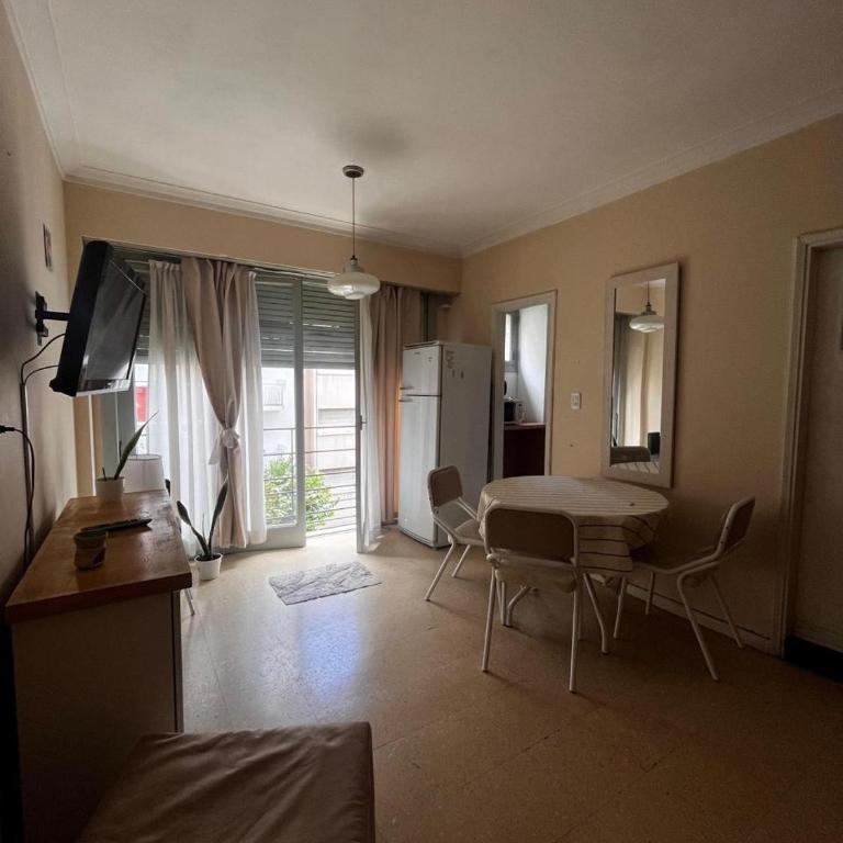 Monoambiente Zona Güemes, Shopping Aldrey - One-Bedroom Apartment - 5