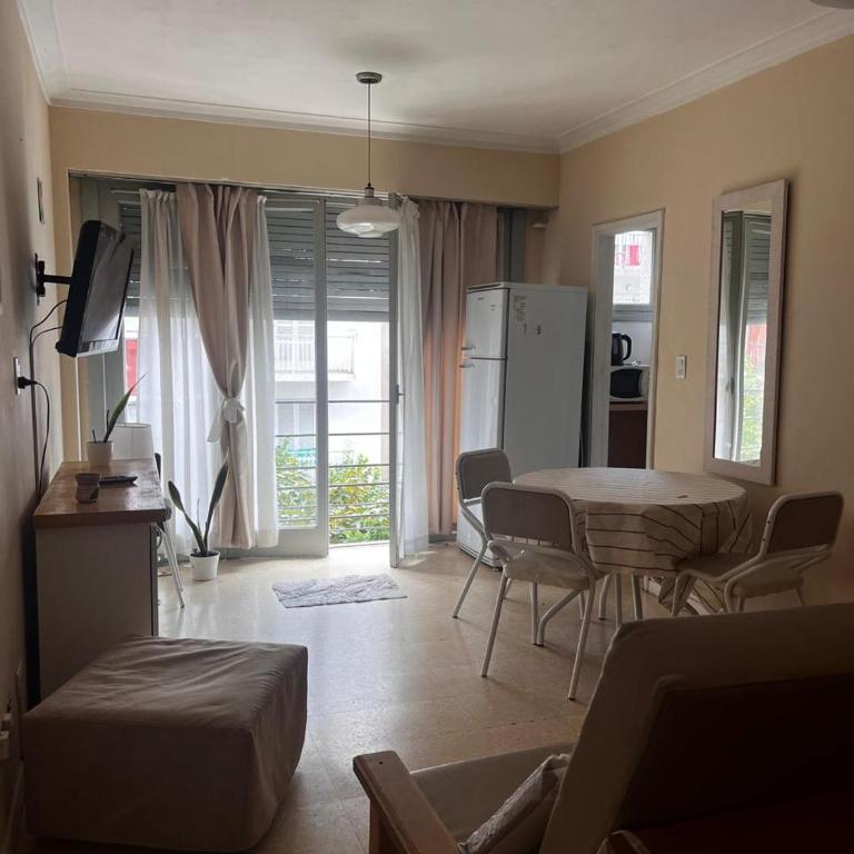 Monoambiente Zona Güemes, Shopping Aldrey - One-Bedroom Apartment - 7