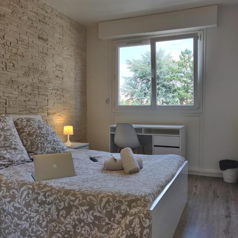 Appart'HomeCity - Rouen Grand Prieuré - 1 à 3 chambres - Appartement 3 Chambres avec Balcon - 12