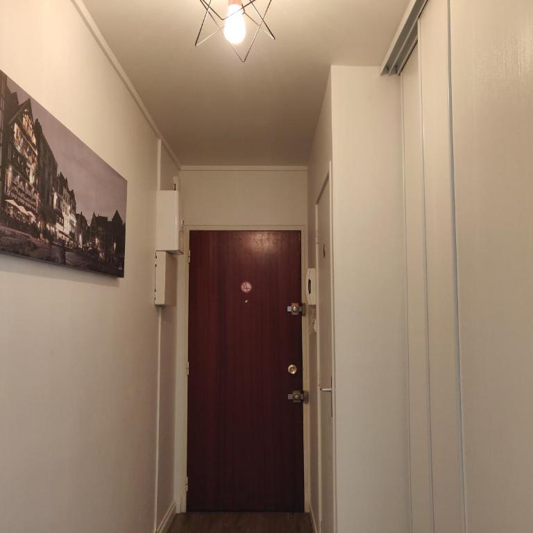 Appart'HomeCity - Rouen Grand Prieuré - 1 à 3 chambres - Appartement 3 Chambres avec Balcon - 25
