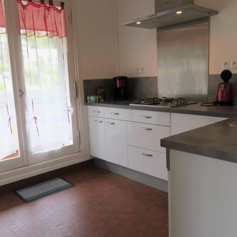 Appartement VUE SUR MER avec terrasse, plage de Trestraou à PERROS-GUIREC - Ref 861 - Apartment mit Meerblick - 9