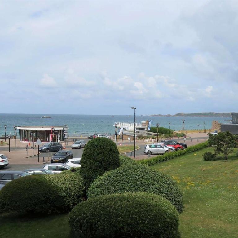 Appartement VUE SUR MER avec terrasse, plage de Trestraou à PERROS-GUIREC - Ref 861 - Apartment mit Meerblick - 16