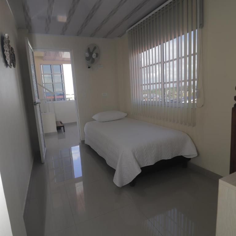 Hotel Alcalá - Single Room - 2