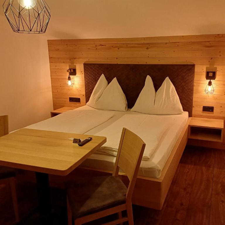 Teufenbachgut - Doppelzimmer mit Aussicht - 4