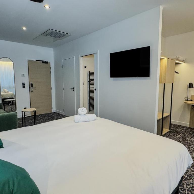 Best Western Voiron Centre - Chambre Lit King-Size Supérieure avec Canapé-Lit - Non-Fumeurs - 10