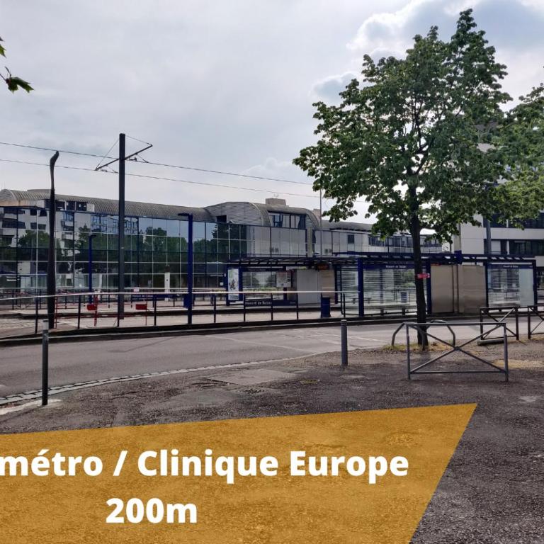 Appart'HomeCity - Rouen Grand Prieuré - 1 à 3 chambres - Appartement 3 Chambres avec Balcon - 28