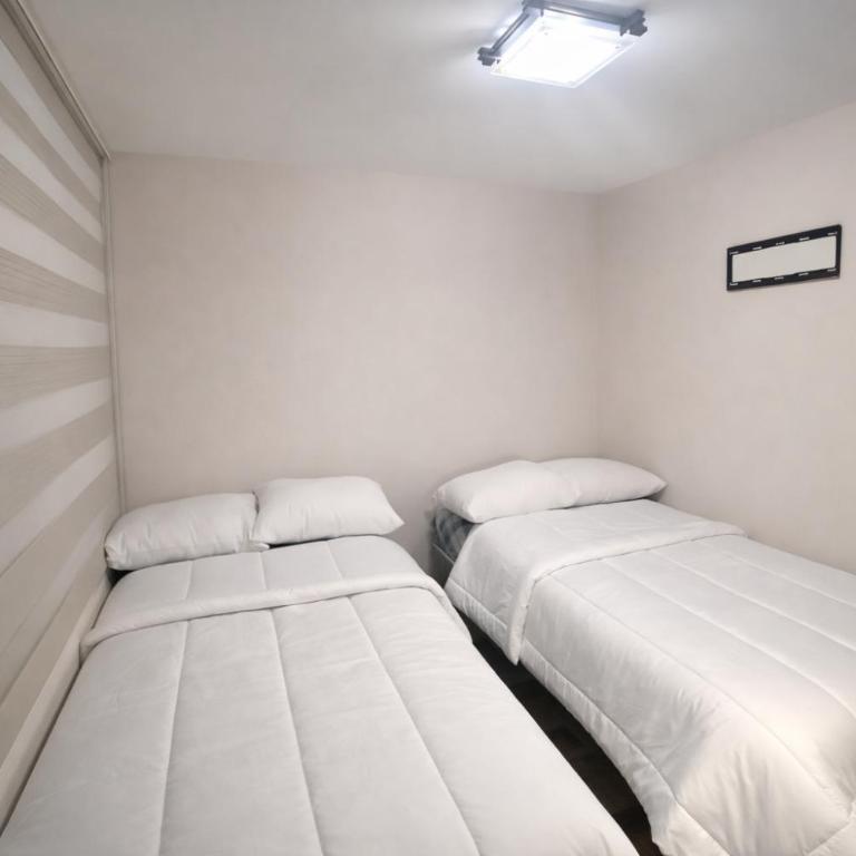 Casa Amplia en Cuenca con Parking y WiFi para 8 Huespedes - Three-Bedroom House - 14