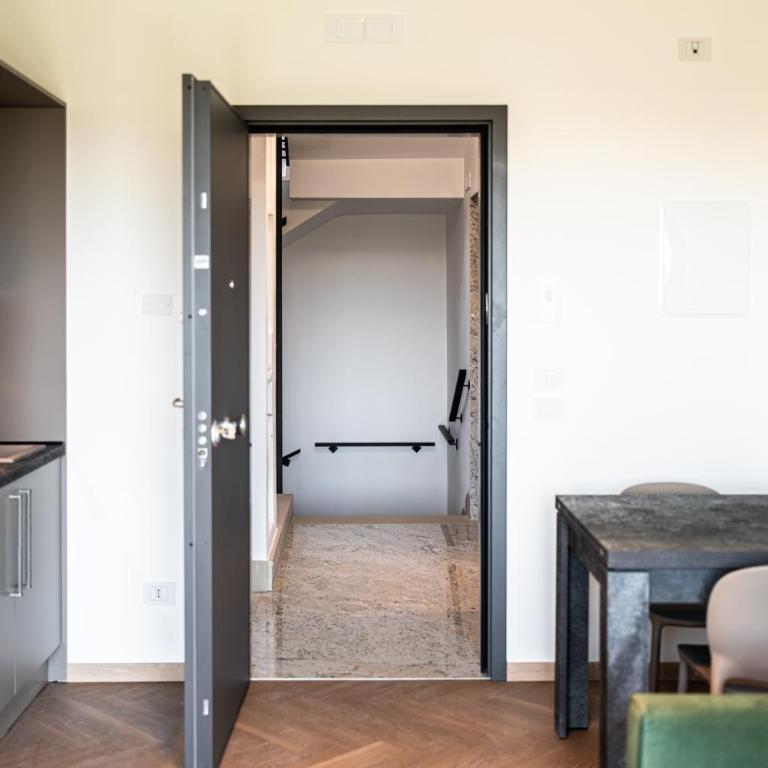 Palazzo Le Giare - Luxury Apartments - Suite with City View - 3