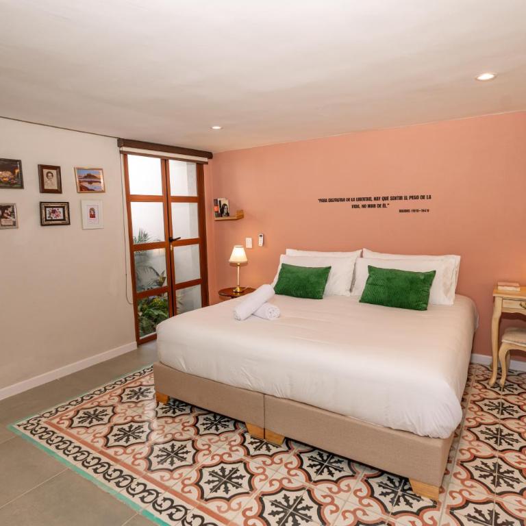 Hotel Libreria Cafe de Pombal - Superior King Suite - 1