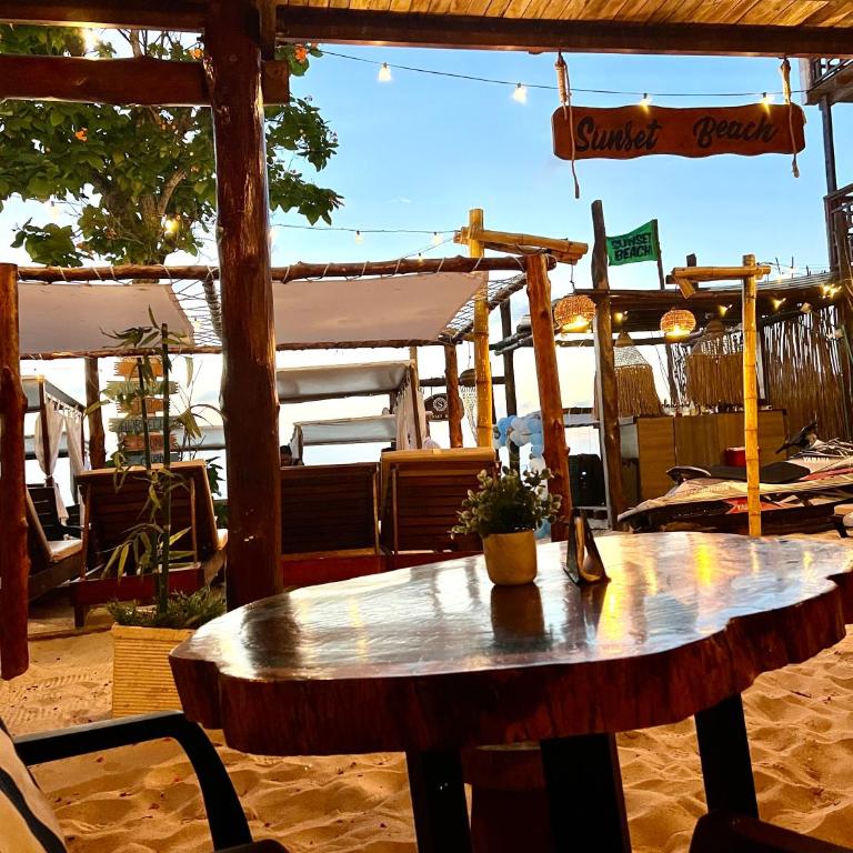 SUNSET BEACH - Double Room - 4