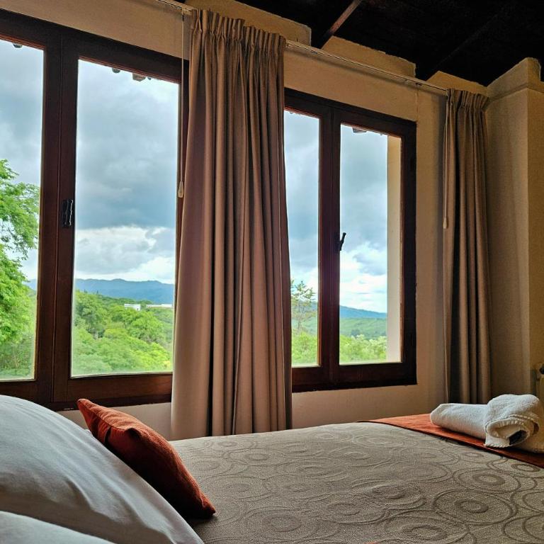 Hotel Selva Montana - Habitación Doble con vistas a la montaña - 3
