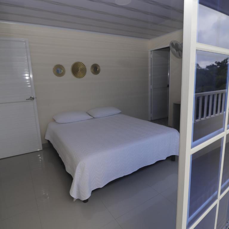 Hotel Alcalá - Double Room with Mountain View - 4