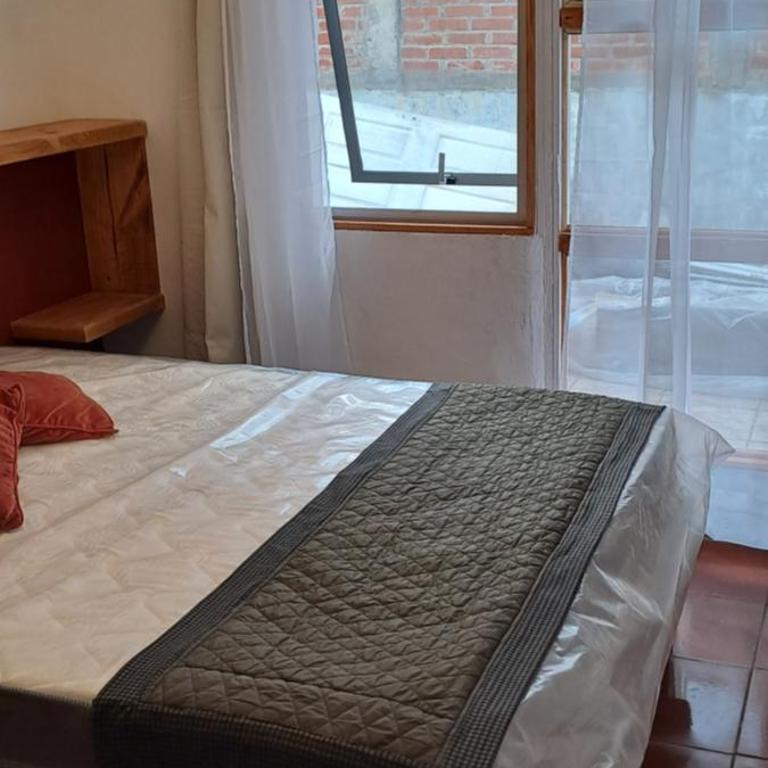 calle 11-2 - One-Bedroom House - 1