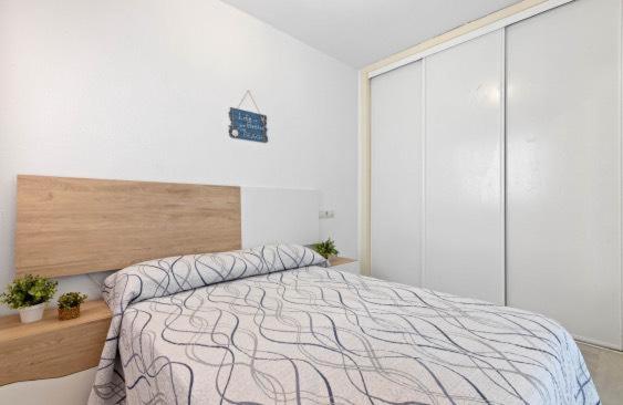 Mala Mía Seaviews Apartamento familiar con piscina, parking y terraza en Fuengirola - Three-Bedroom Apartment - 17