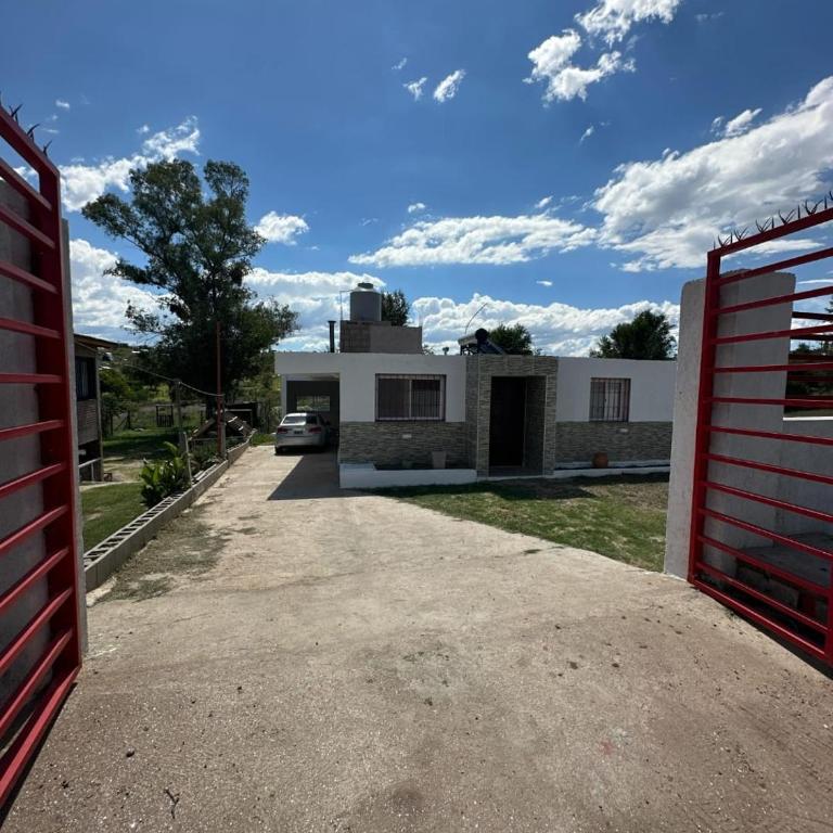 La Gringa - Four-Bedroom House - 9