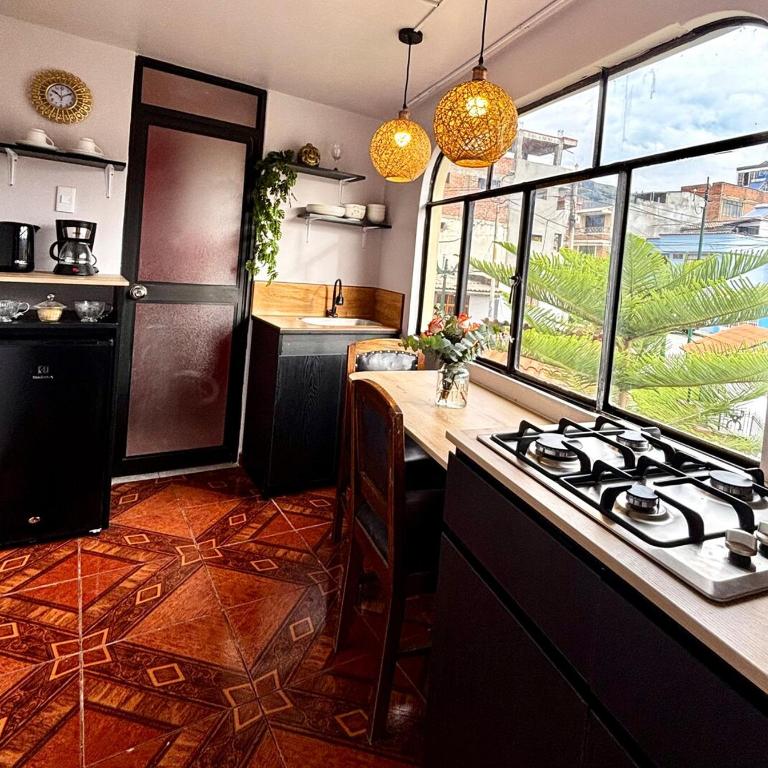 New, Modern and Private Apartment - 3 Min Plaza - One-Bedroom Apartment - 21