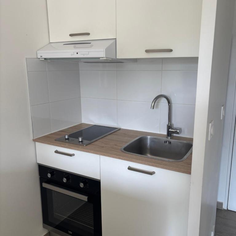 Appt Studio avec Balcon Parking privé, Piscine, proche Golf St Donat - Studio avec Balcon - 8