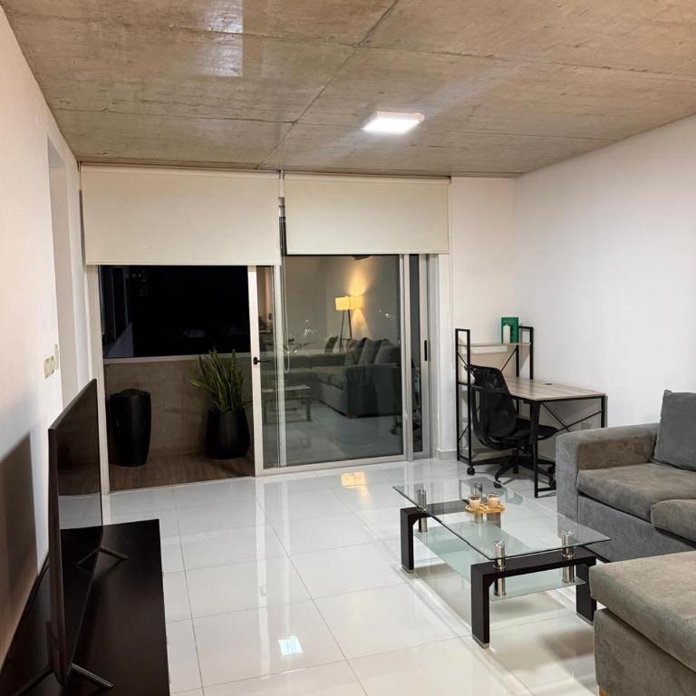 Departamento amplio con cochera, Av Sarmiento 645 - One-Bedroom Apartment - 5