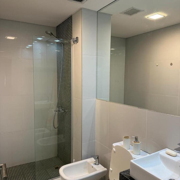 Departamento amplio con cochera, Av Sarmiento 645 - One-Bedroom Apartment - 10