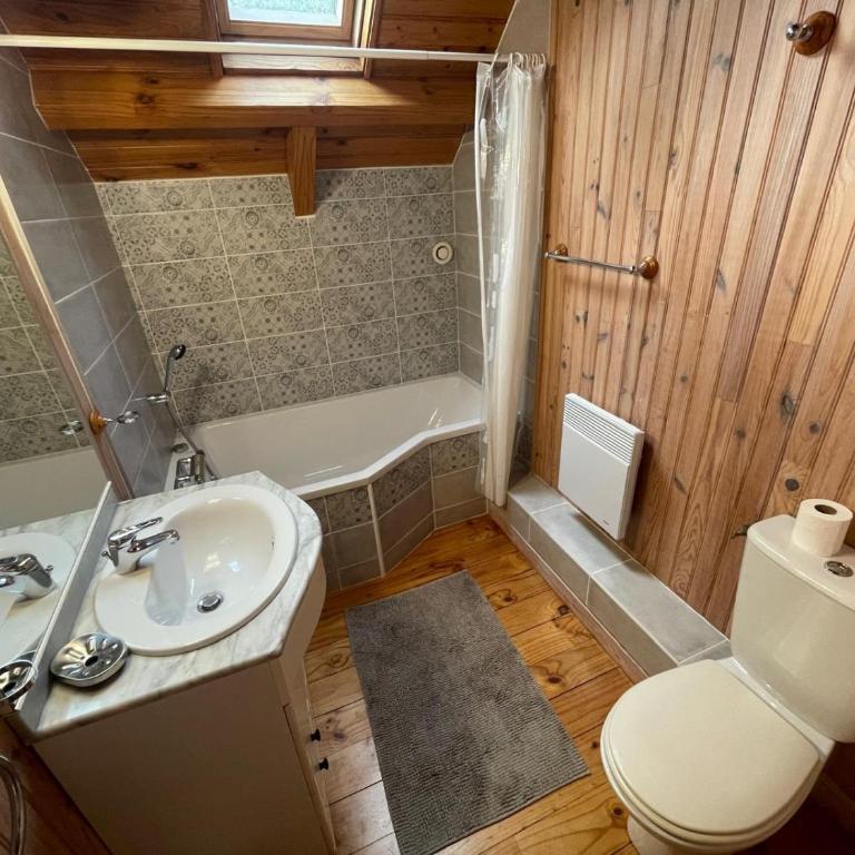 Ravissante villa tout bois avec piscine chauffée - Maison 4 Chambres - 48