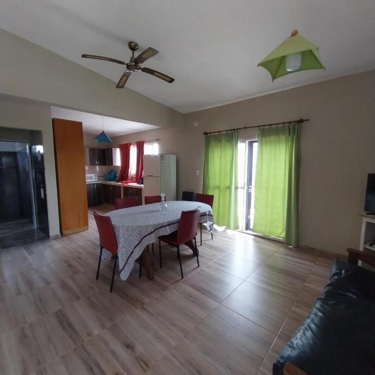 Casa en Estancia Vieja - Casa de 2 dormitorios - 3