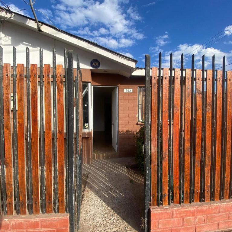 Alquilo casa barrio tranquilo Coquimbo - Three-Bedroom House - 13