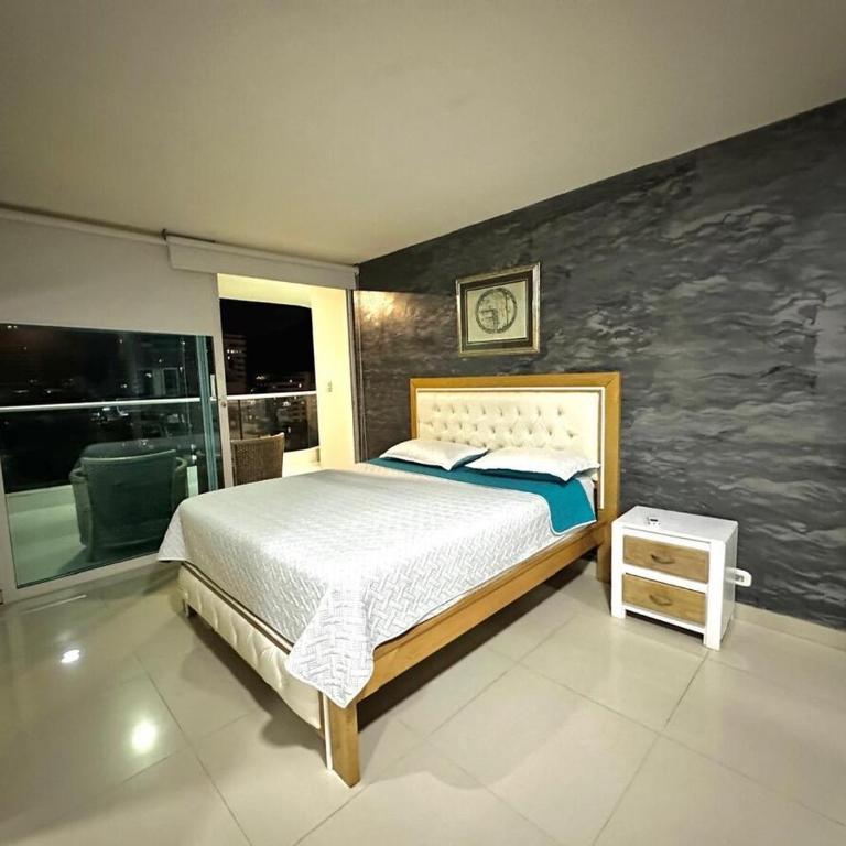 Apartamento de lujo vista al mar - Two-Bedroom Apartment - Oceanfront - 4