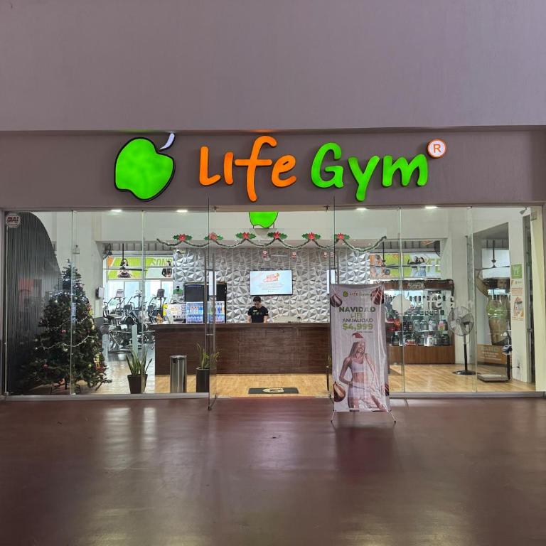 La mejor ubicación Condomar 133 - Apartamento de 2 dormitorios - 68