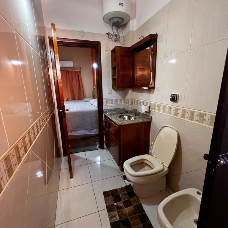 Casa con piscina en el centro - Four-Bedroom House - 6