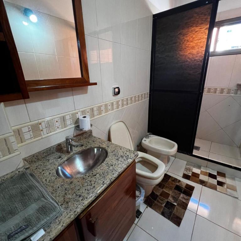 Casa con piscina en el centro - Four-Bedroom House - 50