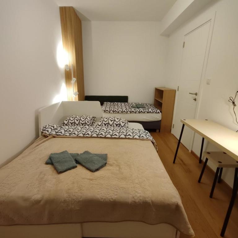 Olive NOOK - Two-Bedroom Apartment with Balcony - 43