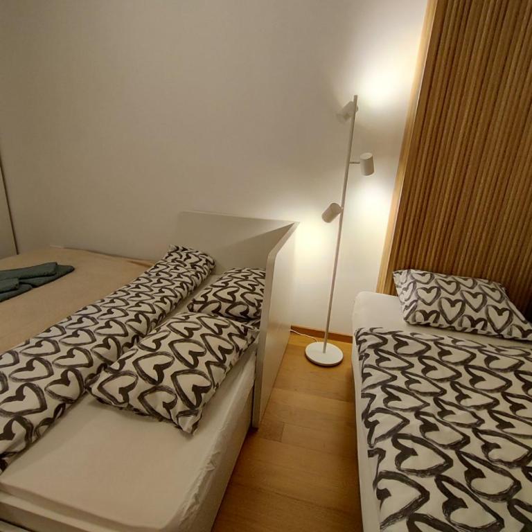Olive NOOK - Two-Bedroom Apartment with Balcony - 36