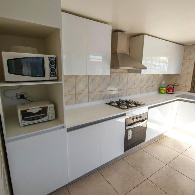 CasaMar Tongoy - Five-Bedroom House - 14