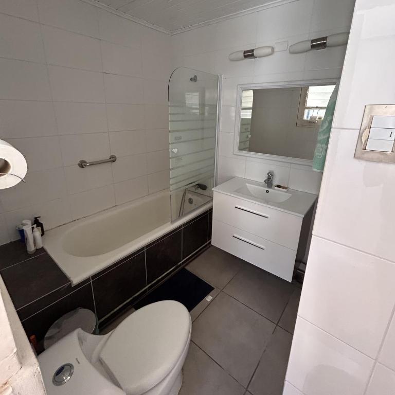 CasaMar Tongoy - Five-Bedroom House - 19